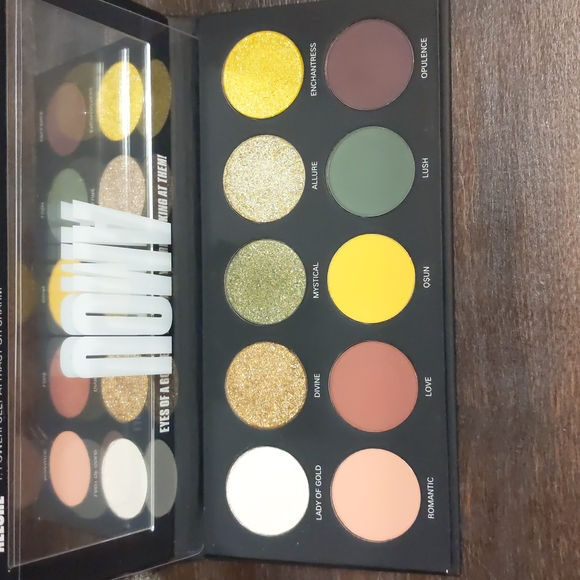 Sephora Other - Uoma eyeshadow palette